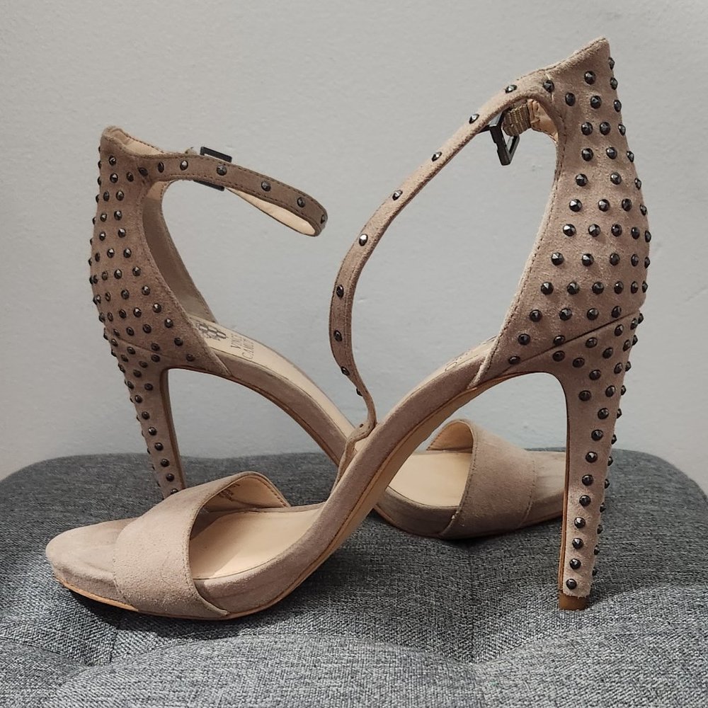 New Sexy Shoe Candy - Beaded Beige Platform Vince Camuto Heeled Sandal Size 7